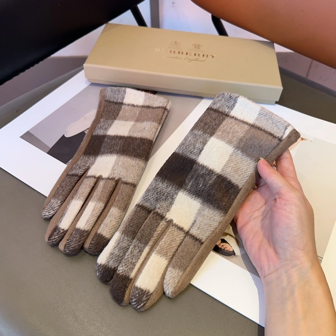 Burberry Gloves Fashionable 2952