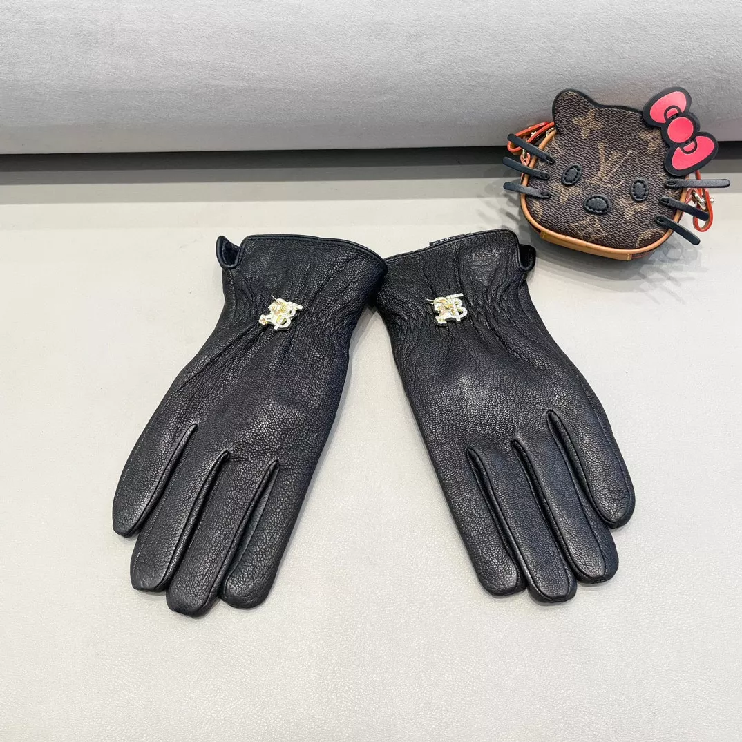 Burberry Gloves For Men Minimalist 504