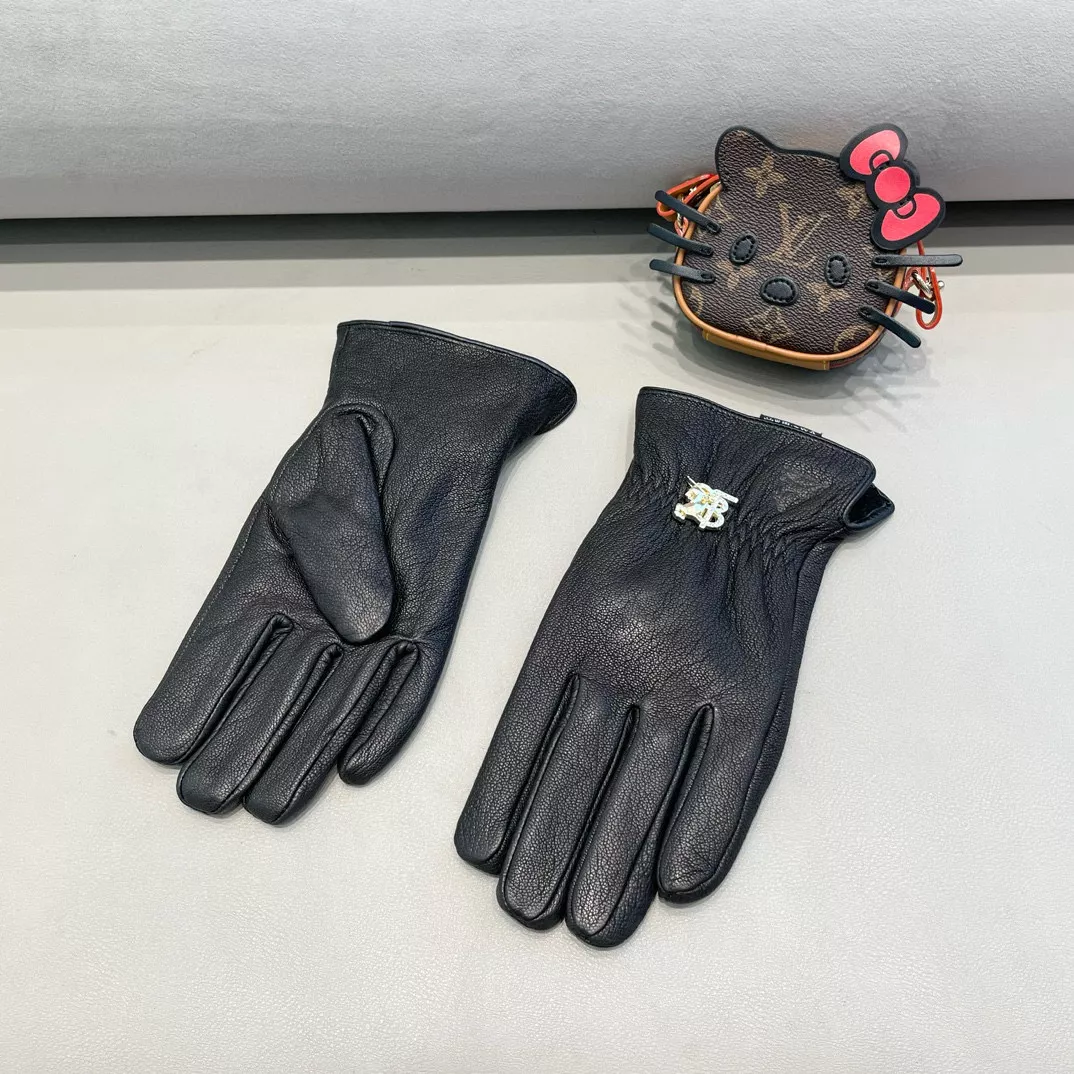 Burberry Gloves For Men Stylish 6779