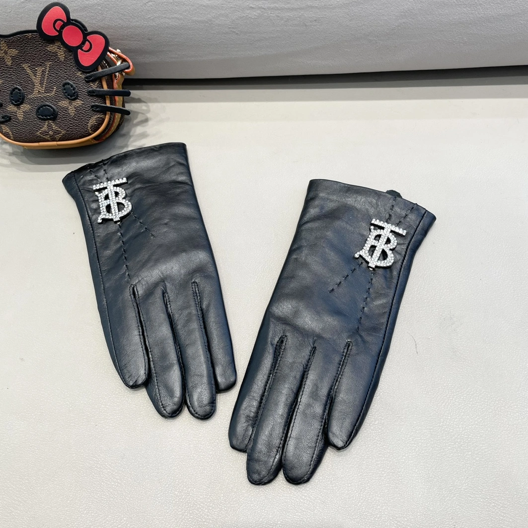 Burberry Gloves For Women Durable 5752