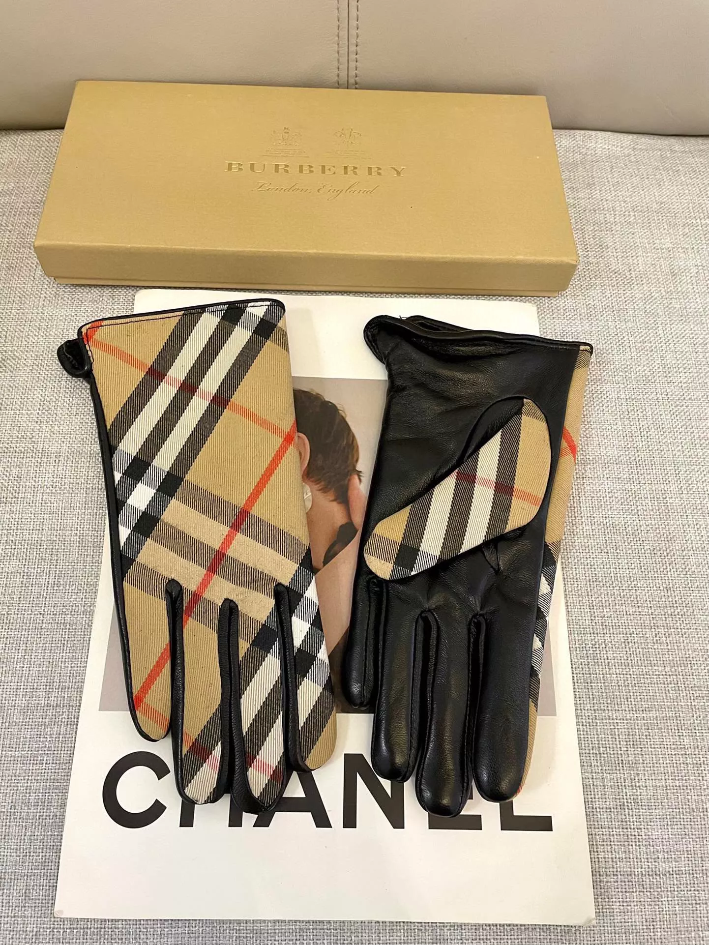 Burberry Gloves For Women TopPick 3250