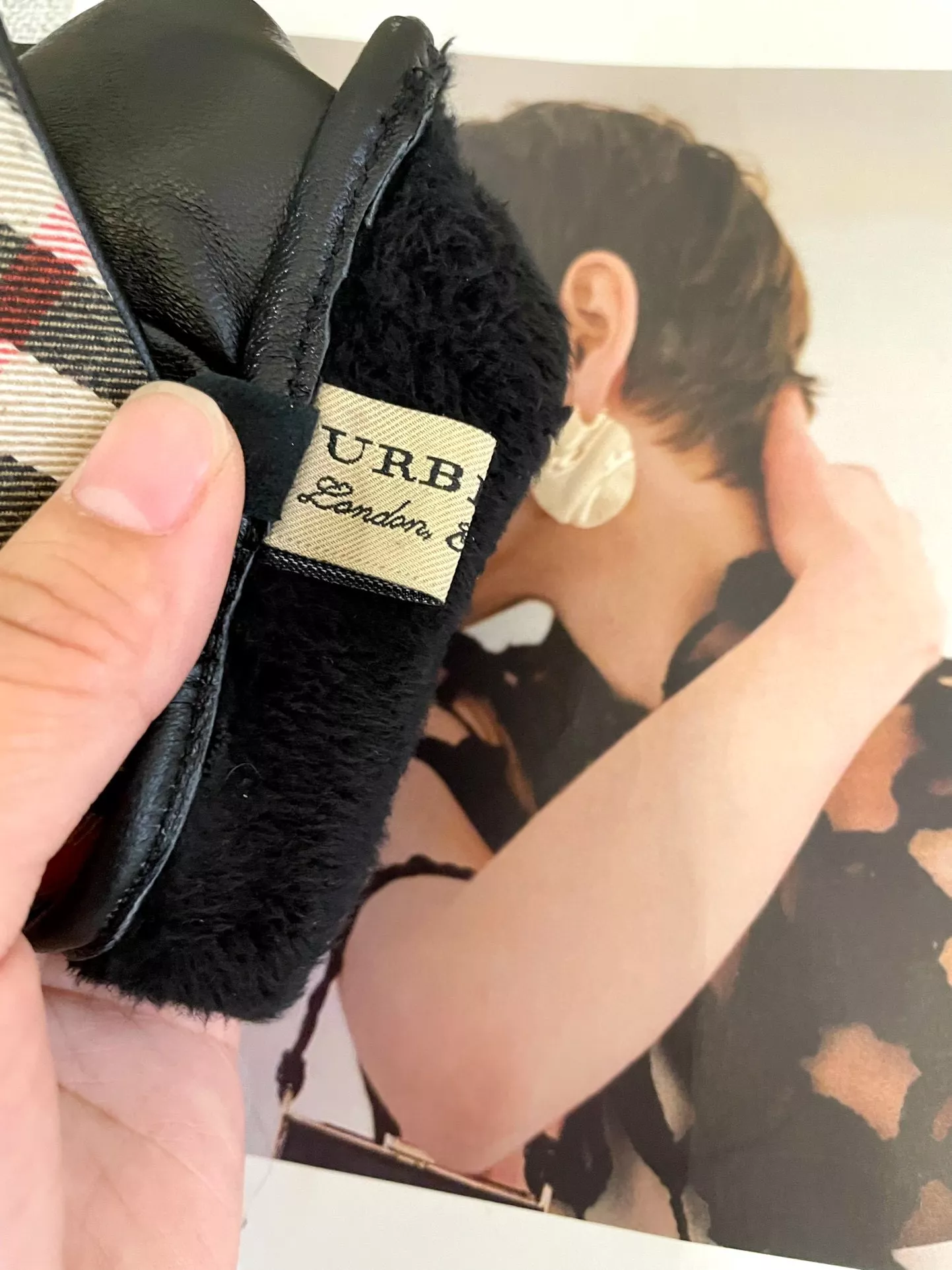 Burberry Gloves For Women TopPick 3250