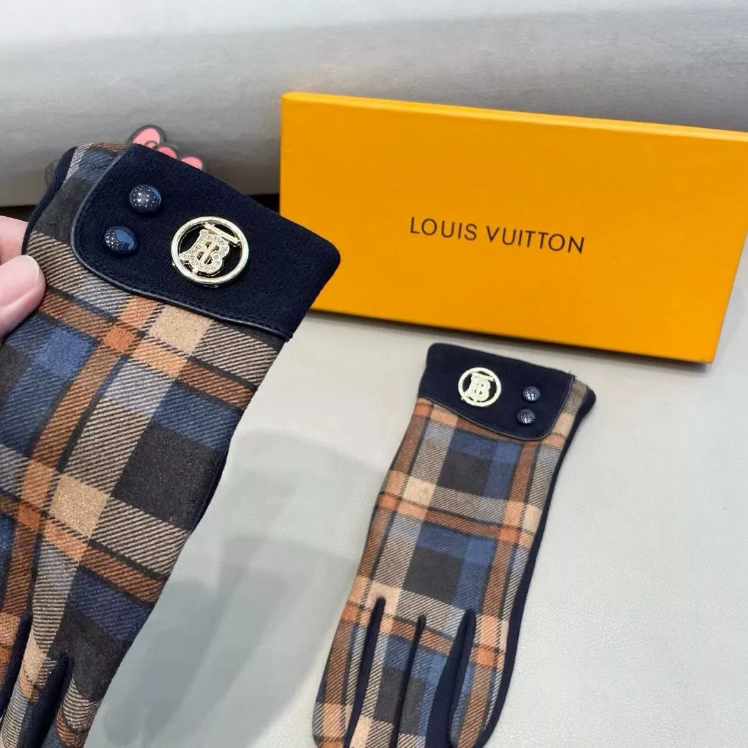 Burberry Gloves UrbanStyle 1320