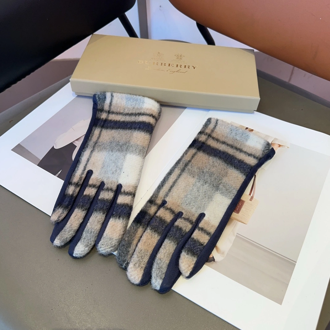 Burberry Gloves WellDesigned 5131