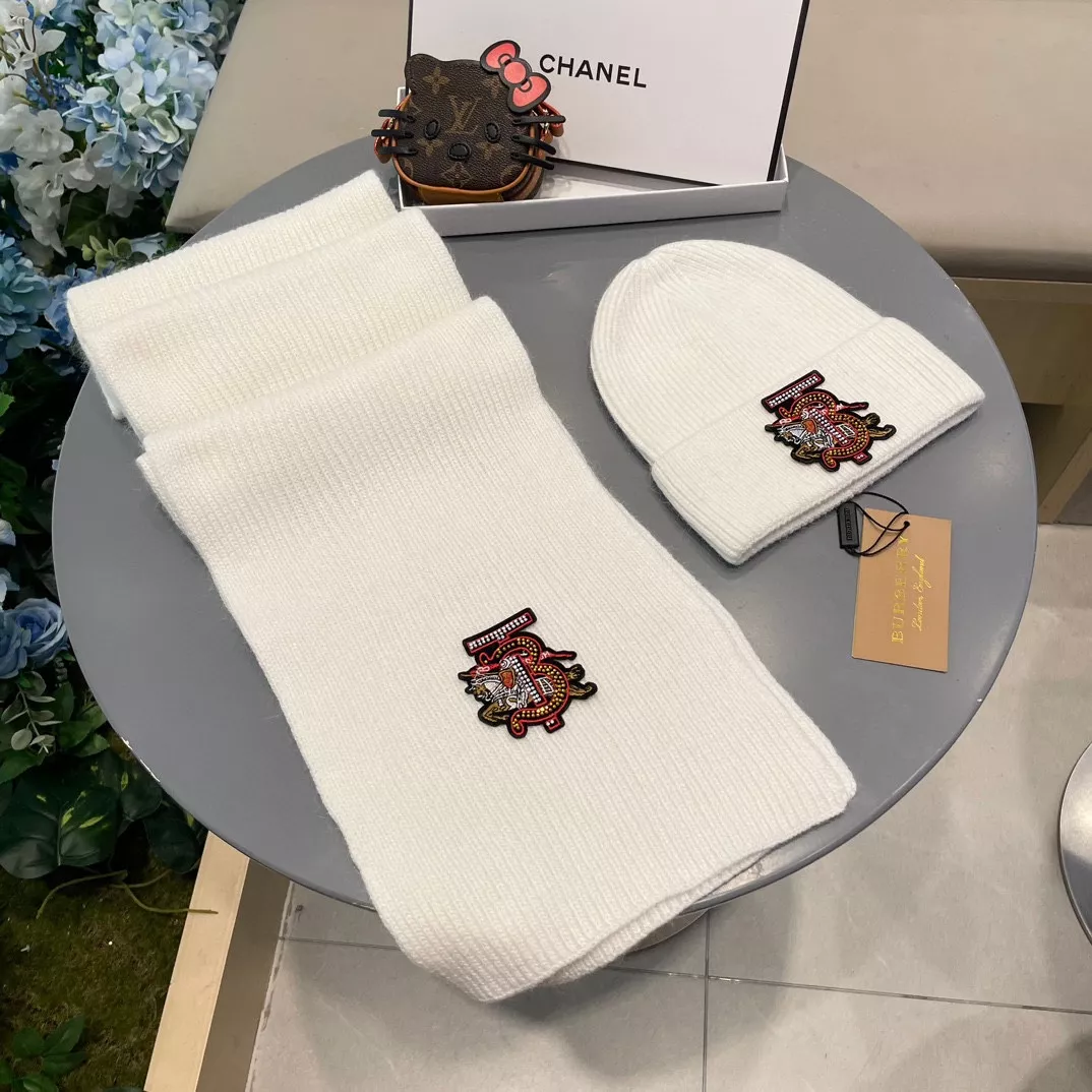 Burberry Hat and Scarf Set Efficient 1794