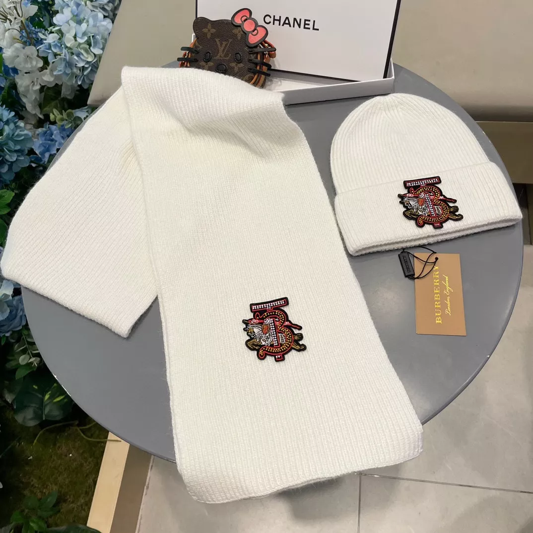 Burberry Hat and Scarf Set Efficient 1794