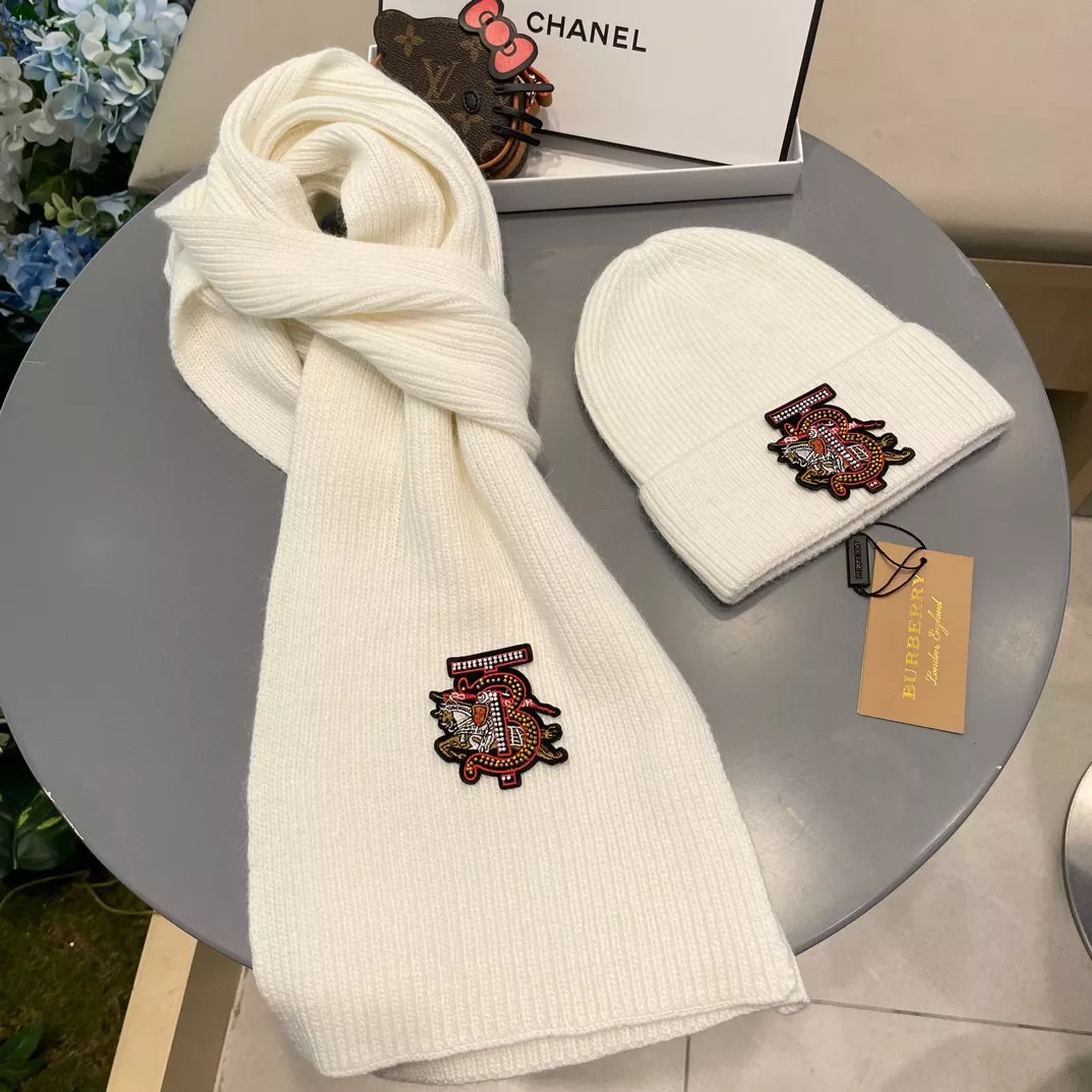 Burberry Hat and Scarf Set Efficient 1794