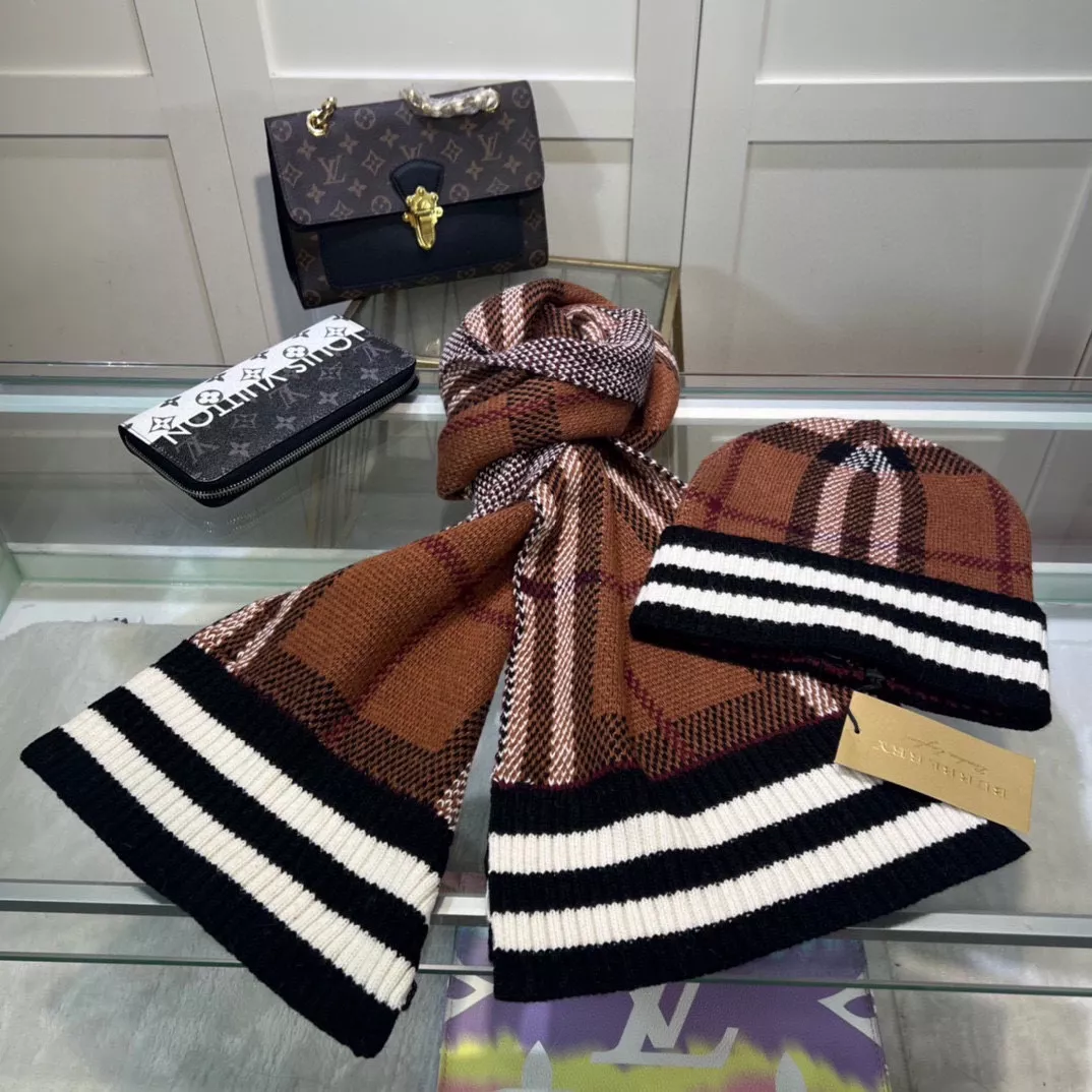 Burberry Hat and Scarf Set GoodFit 6001