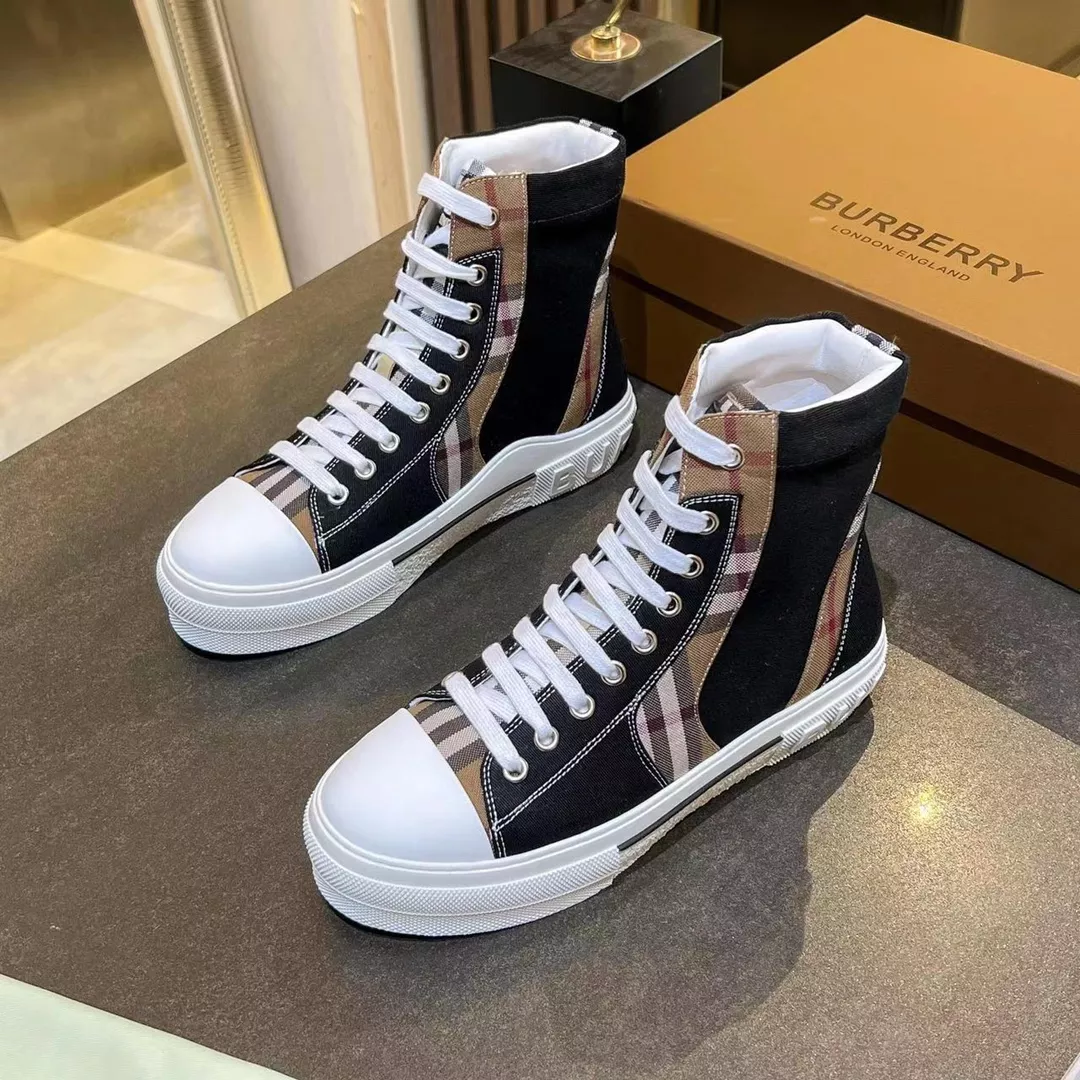 Burberry High Tops Shoes For Men Compact 5488
