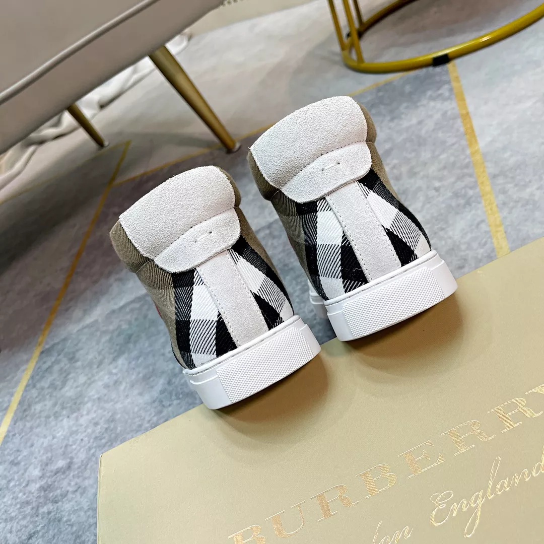 Burberry High Tops Shoes For Men Durable 3150