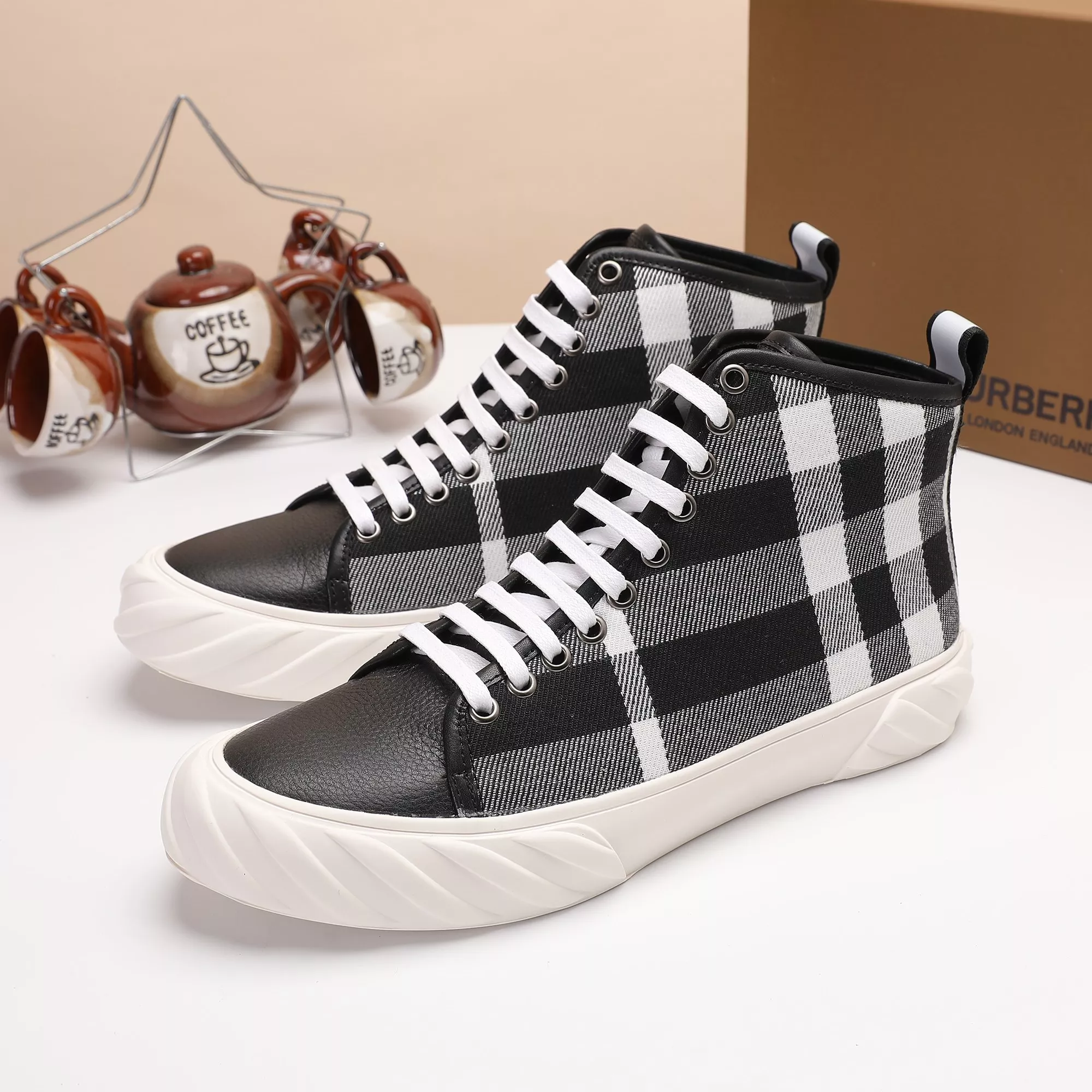 Burberry High Tops Shoes For Men GoodFit 4554