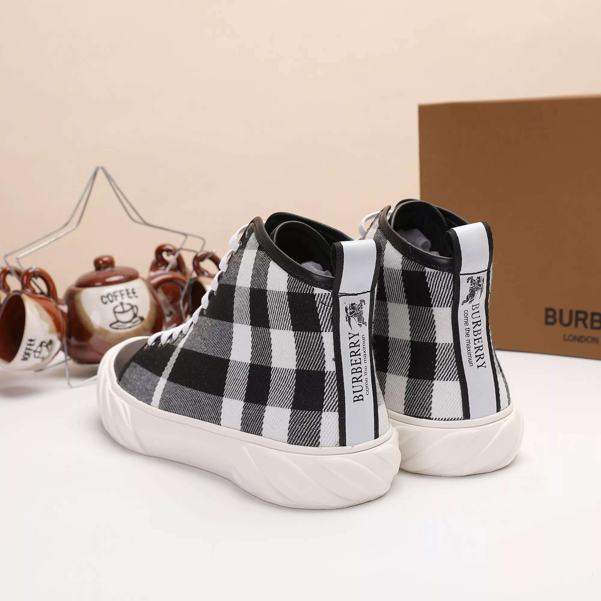 Burberry High Tops Shoes For Men GoodFit 4554