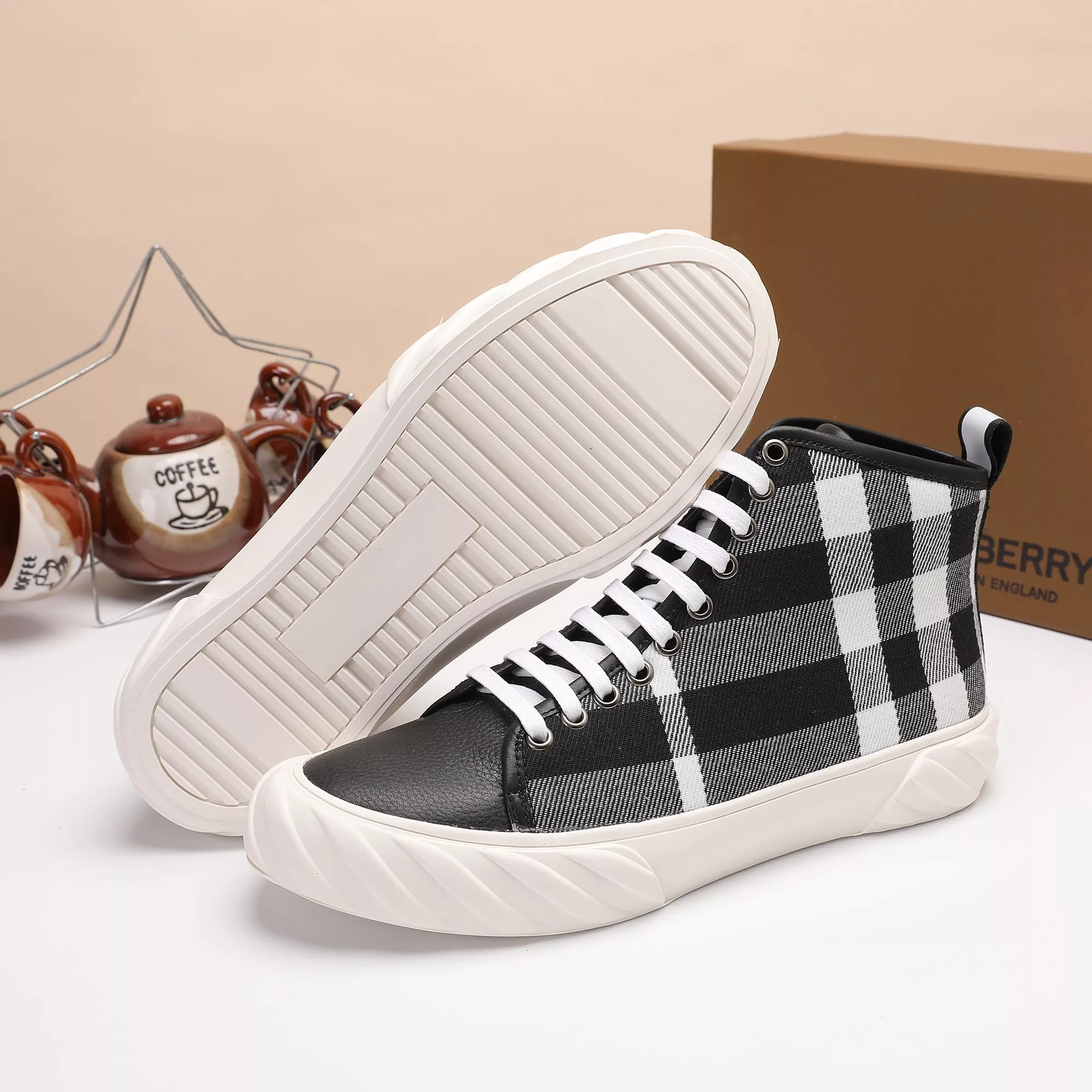 Burberry High Tops Shoes For Men GoodFit 4554