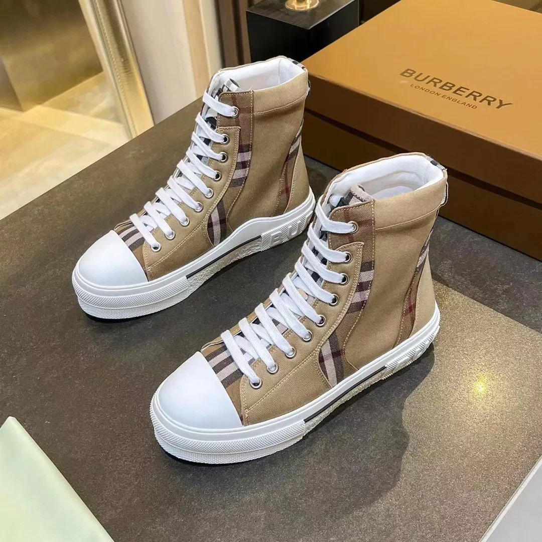Burberry High Tops Shoes For Men Popular 8527