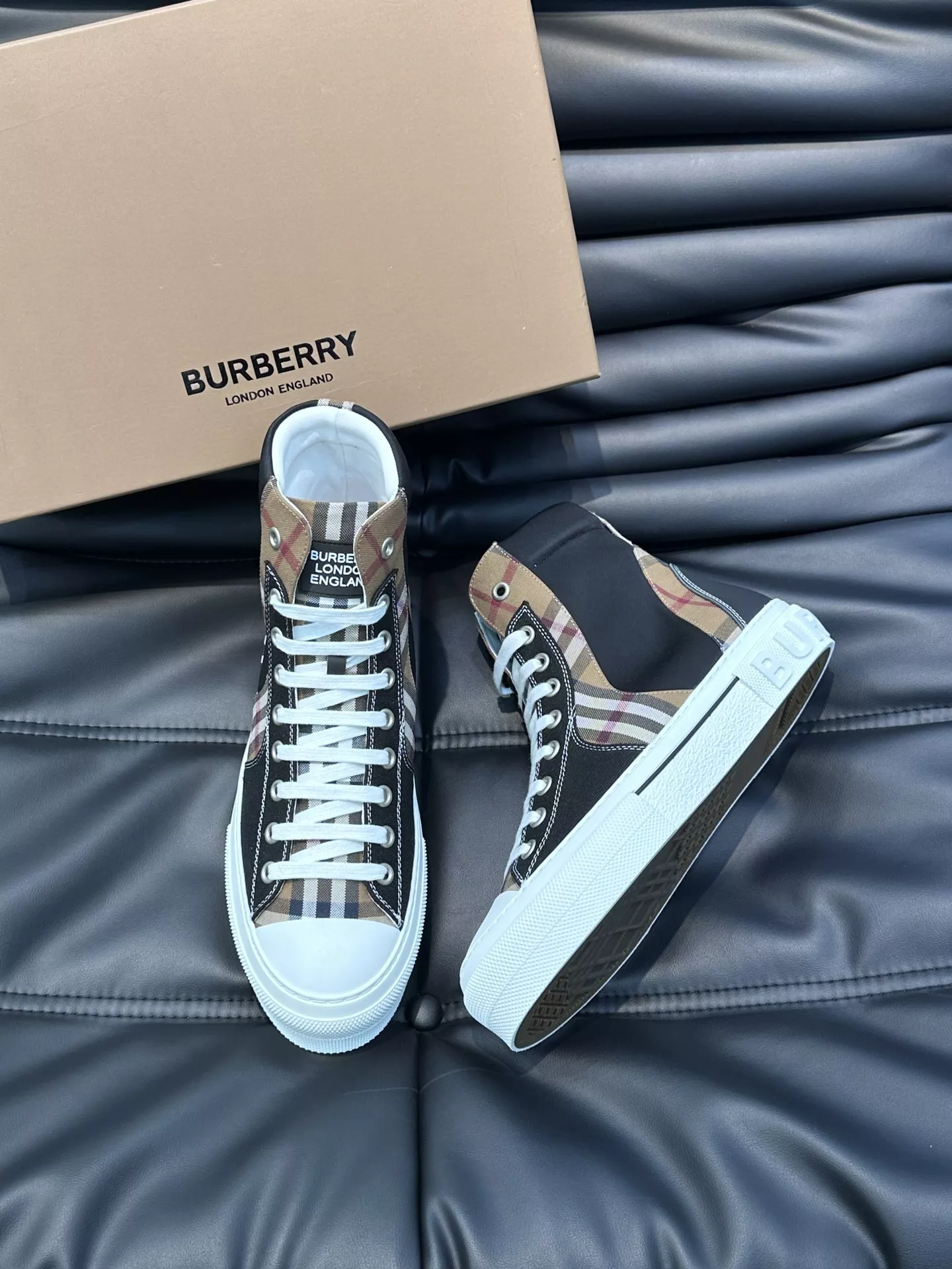 Burberry High Tops Shoes For Men Reliable 5007
