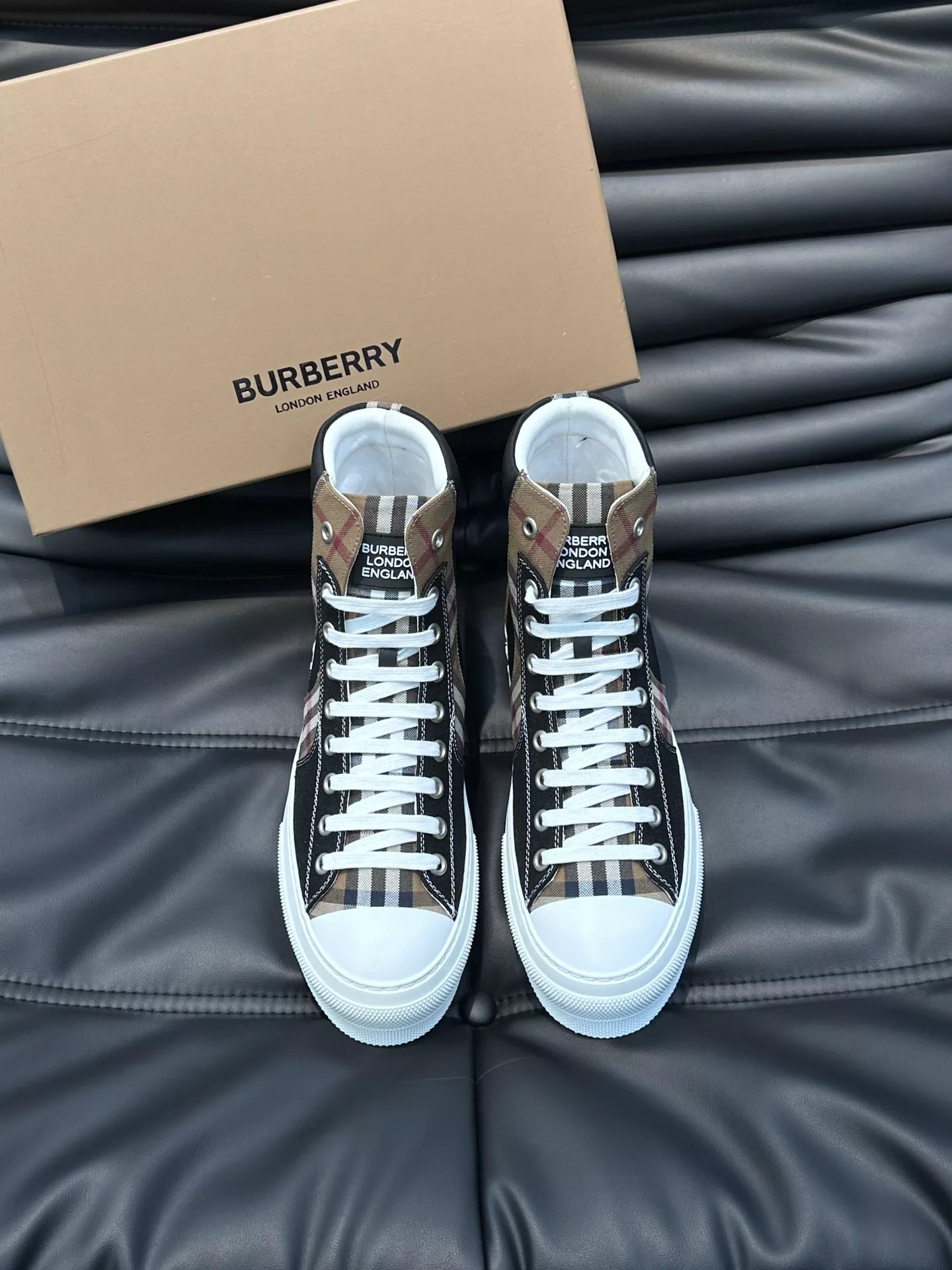 Burberry High Tops Shoes For Men Reliable 5007