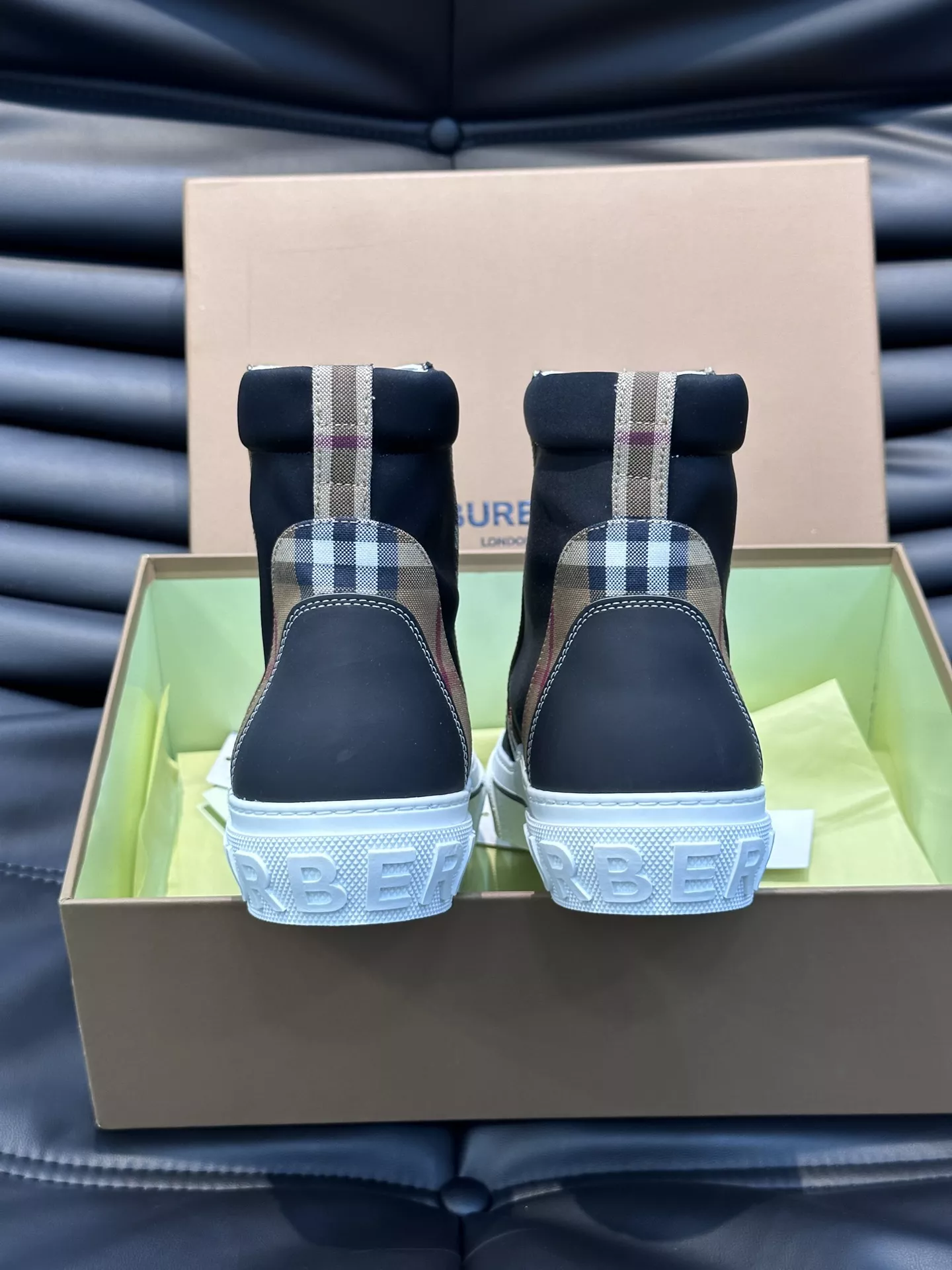 Burberry High Tops Shoes For Men Reliable 5007