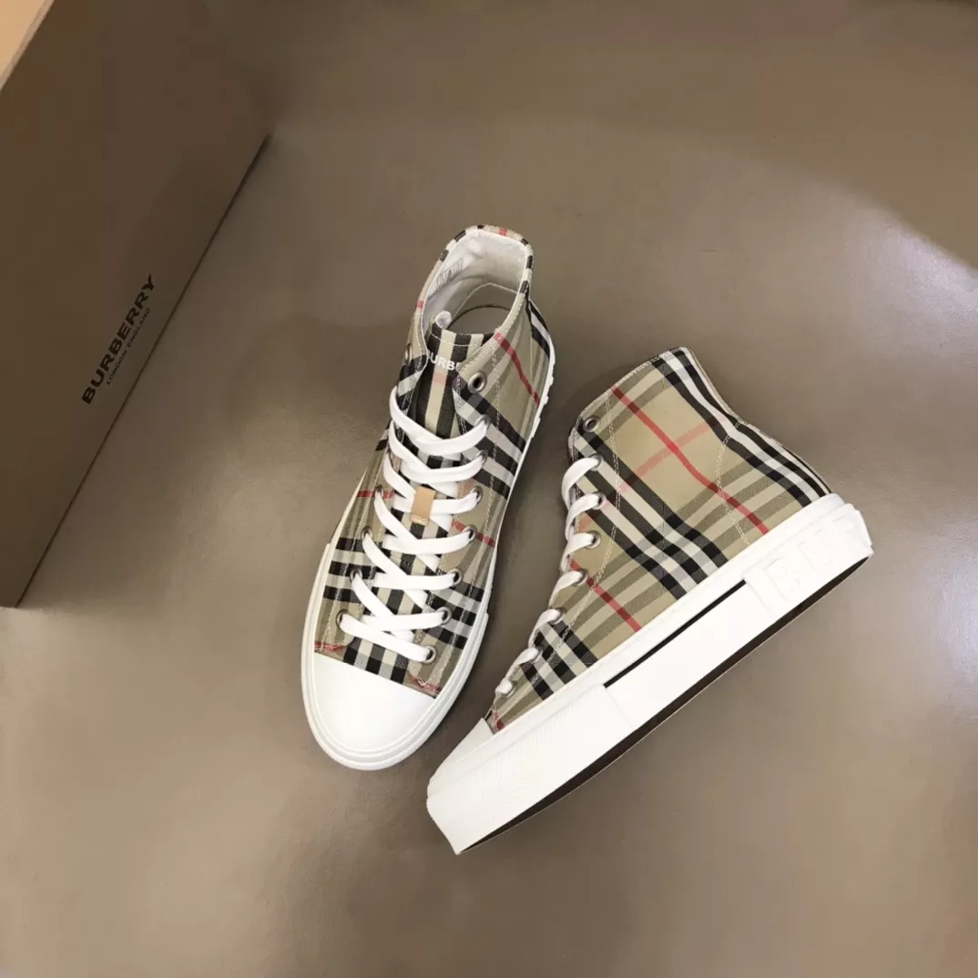 Burberry High Tops Shoes For Men Soft 9335