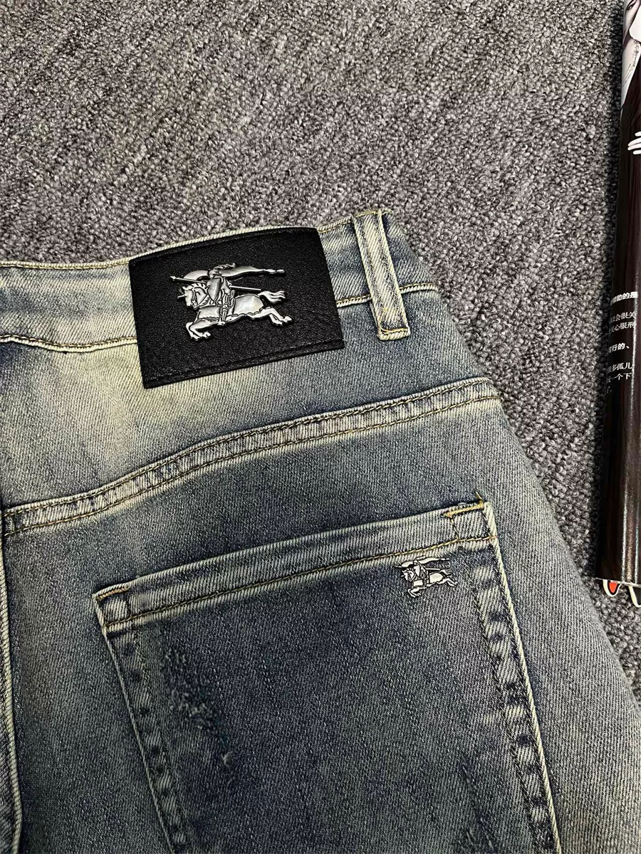 Burberry Jeans For Men DailyWear 9599