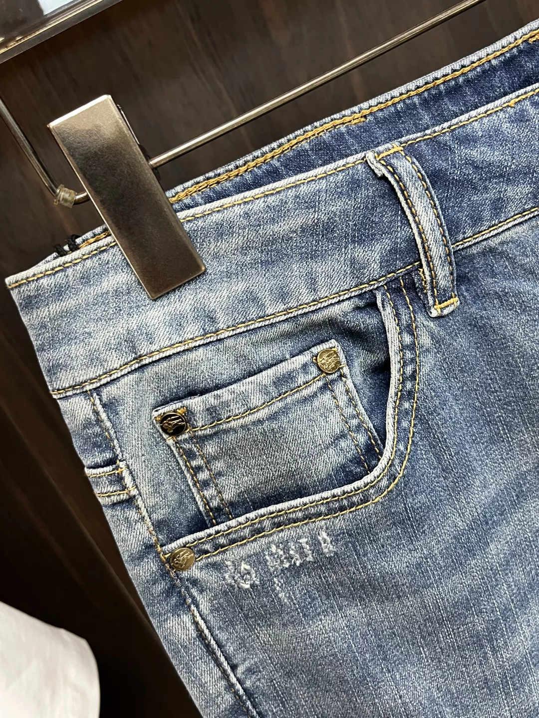 Burberry Jeans For Men Durable 7408