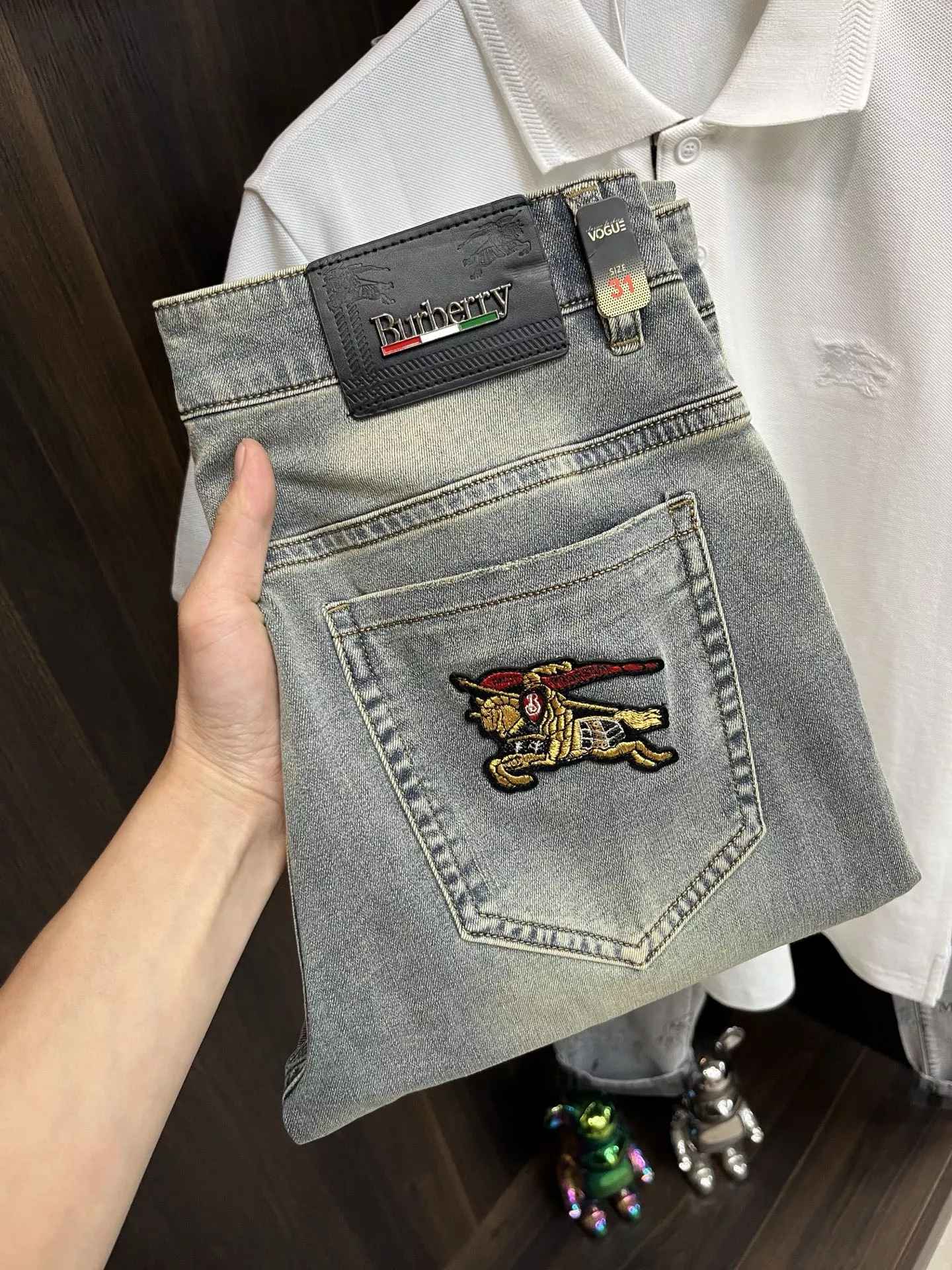 Burberry Jeans For Men Elegant 6210