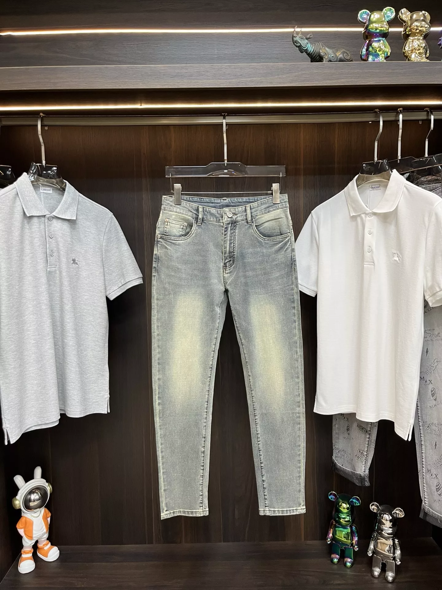 Burberry Jeans For Men Elegant 6210