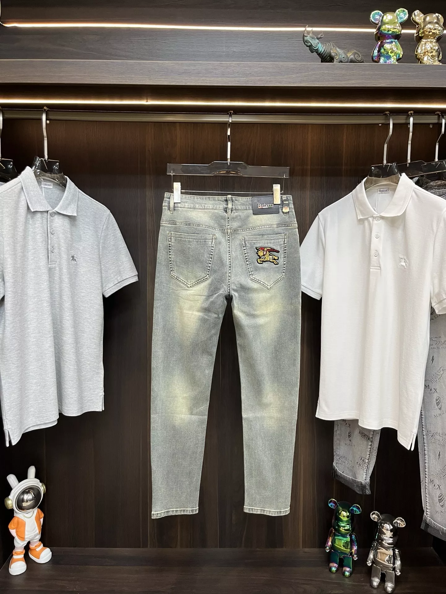 Burberry Jeans For Men Elegant 6210
