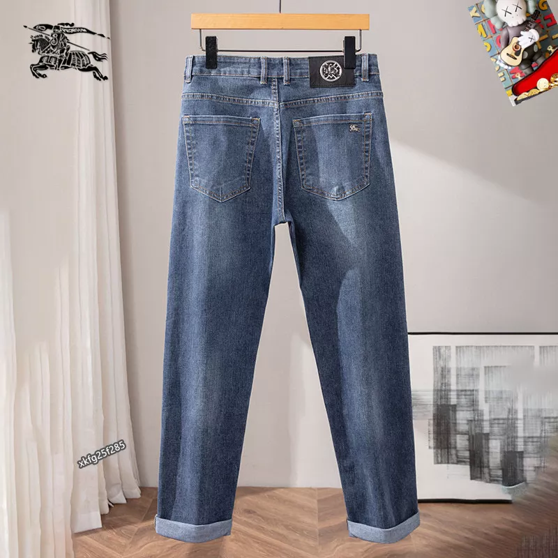 Burberry Jeans For Men UrbanStyle 3325