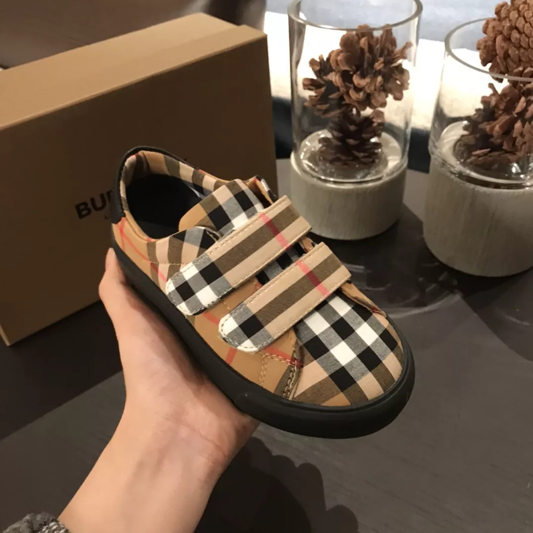 Burberry Kids' Shoes Efficient 4659