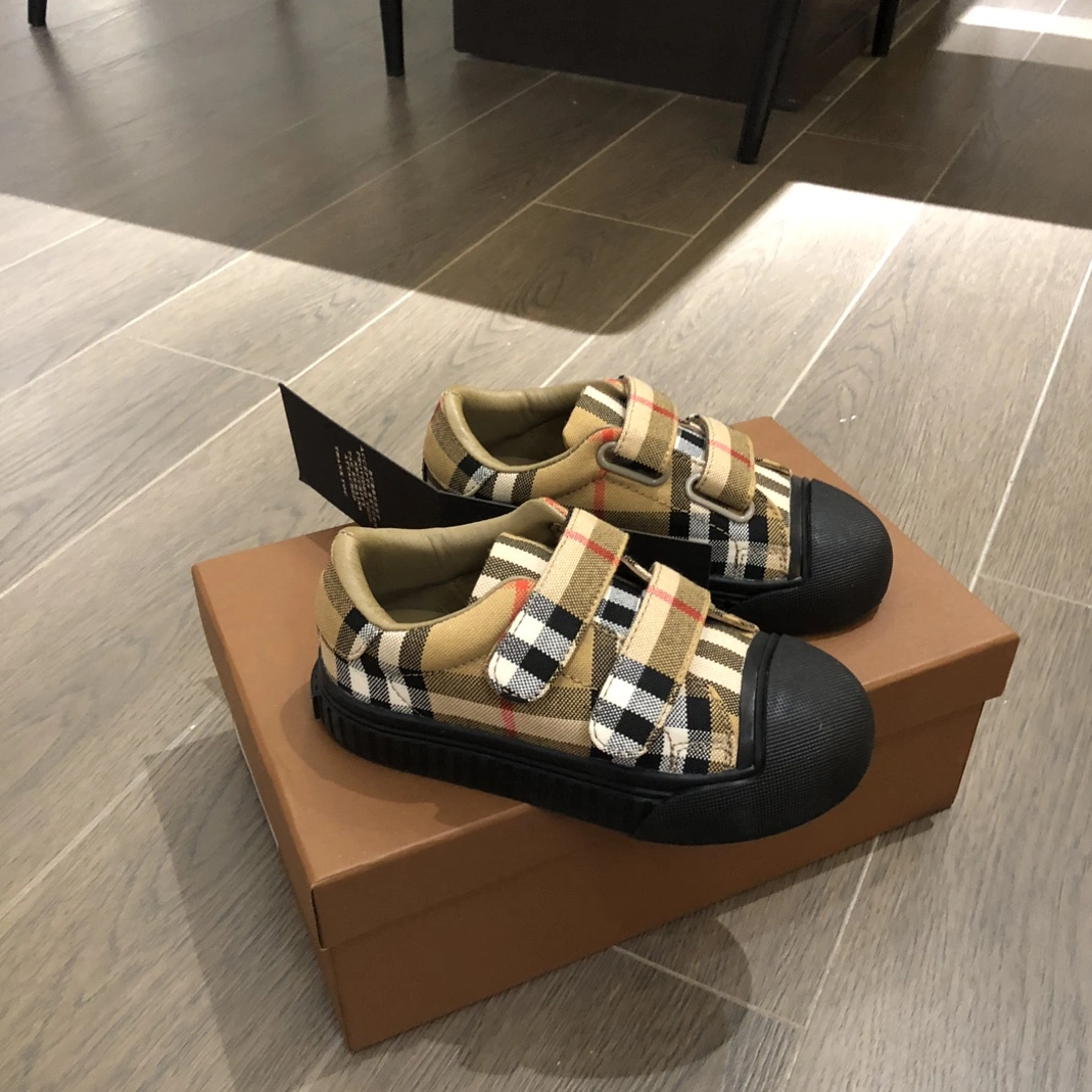 Burberry Kids' Shoes GoAnywhere 9227