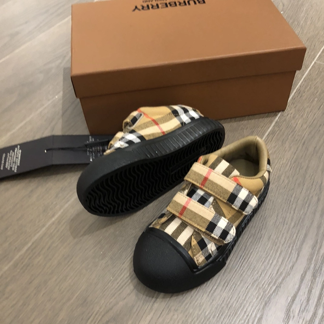 Burberry Kids' Shoes GoAnywhere 9227