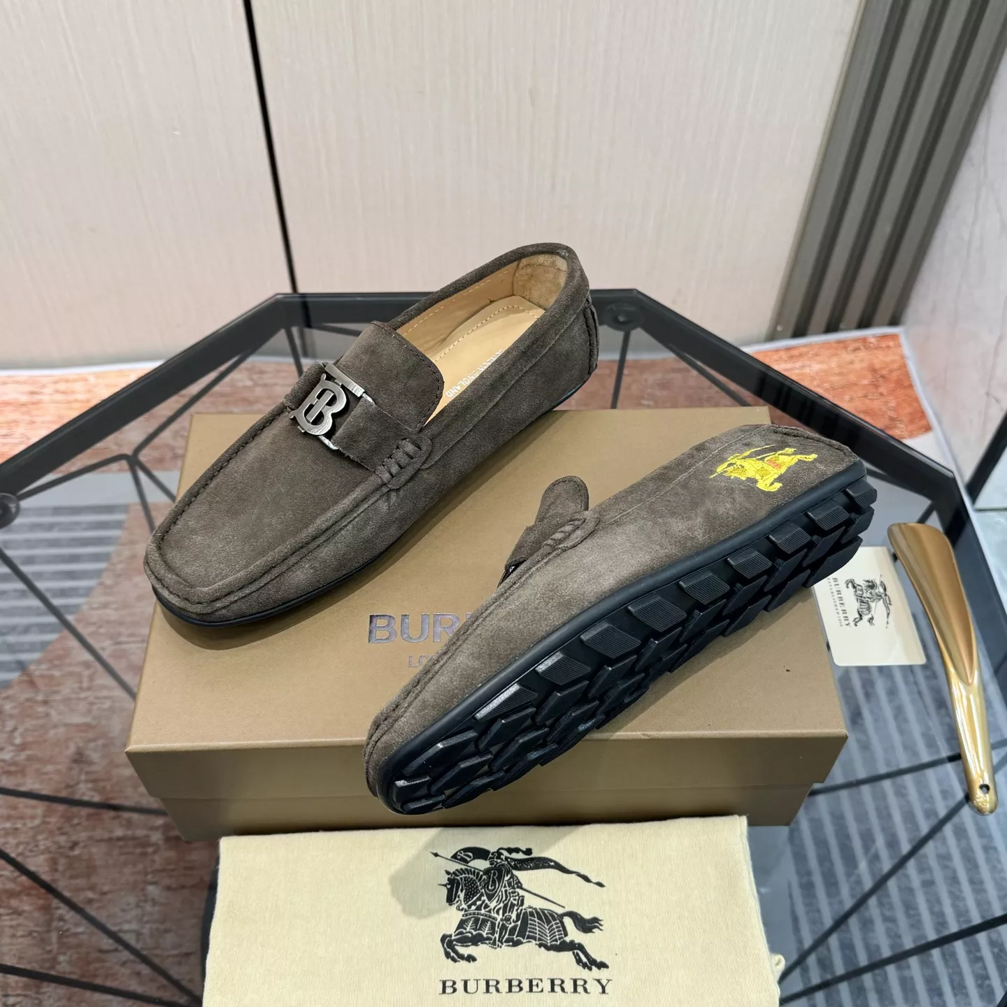 Burberry Leather Shoes For Men Affordable 5330