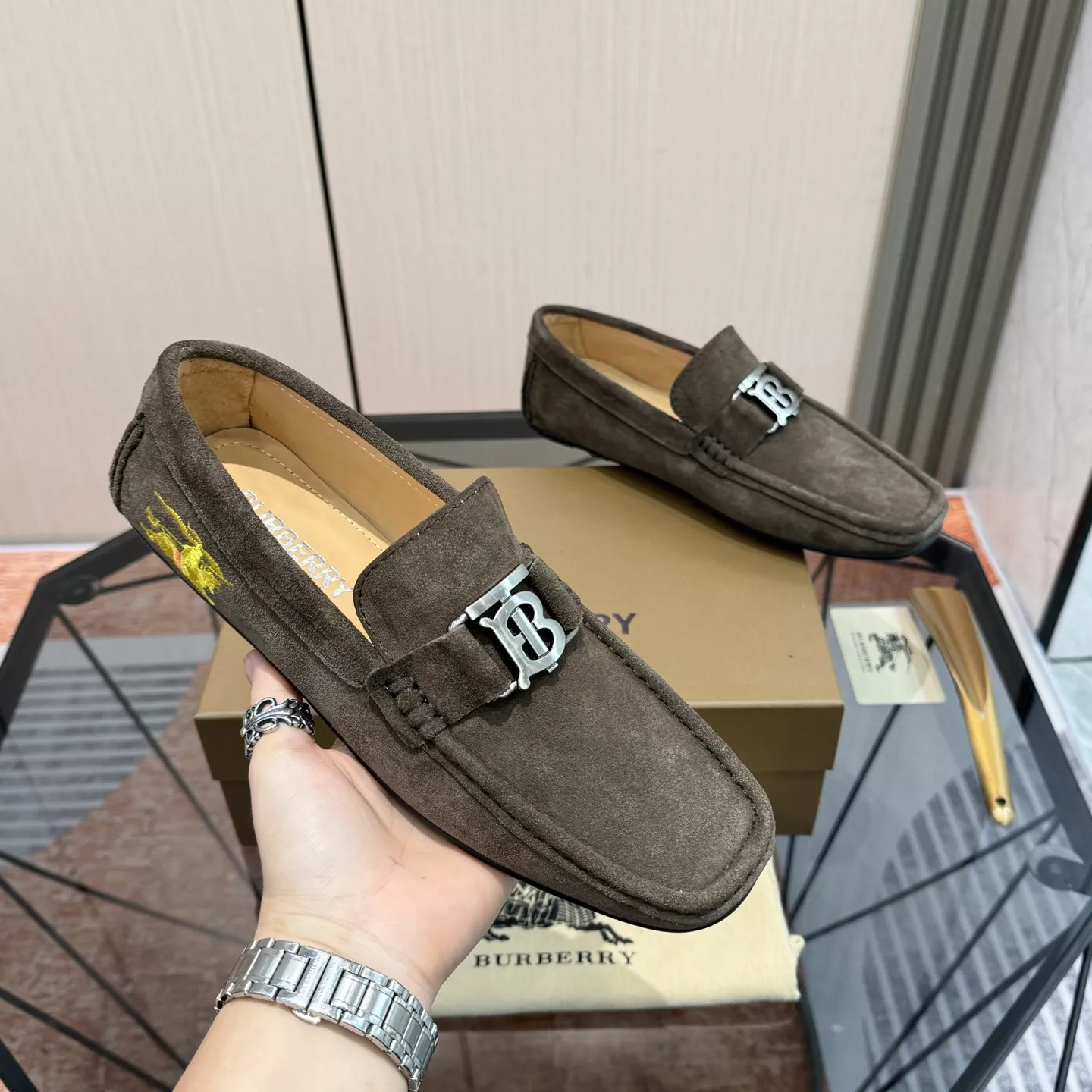 Burberry Leather Shoes For Men Affordable 5330