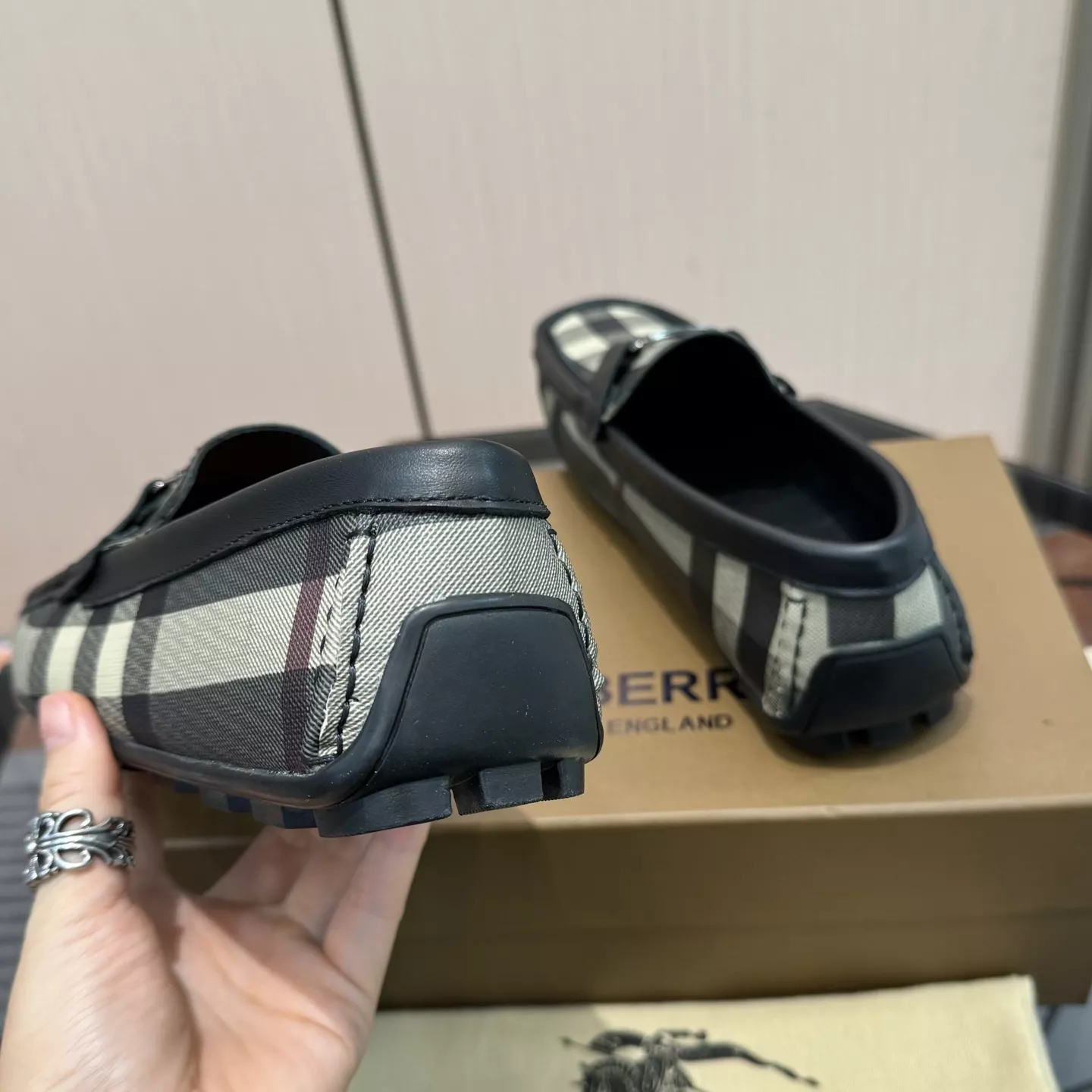 Burberry Leather Shoes For Men StreetReady 9576