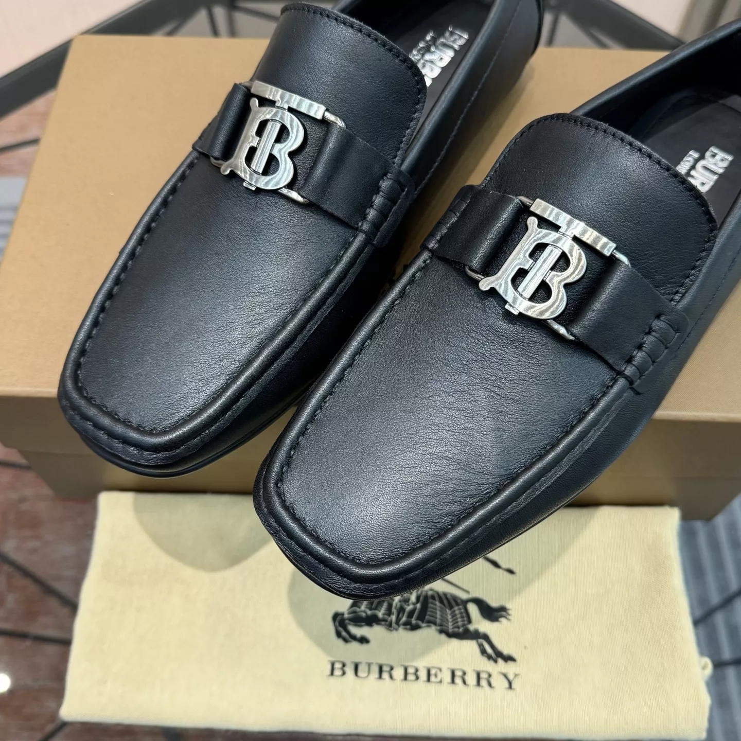 Burberry Leather Shoes For Men UrbanStyle 6577