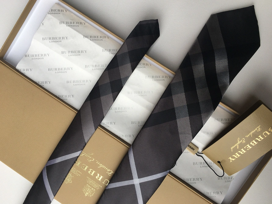 Burberry Necktie For Men Durable 9078