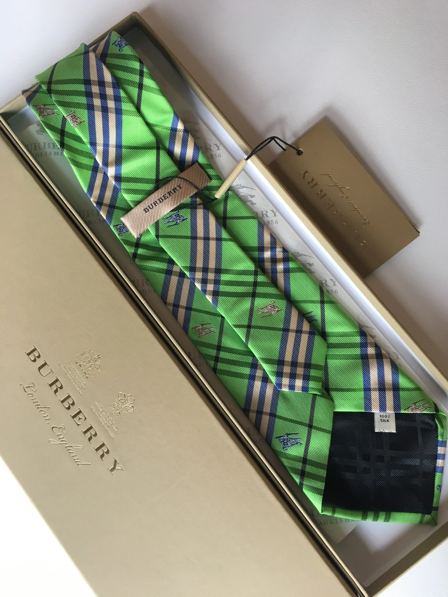 Burberry Necktie For Men Sleek 1311