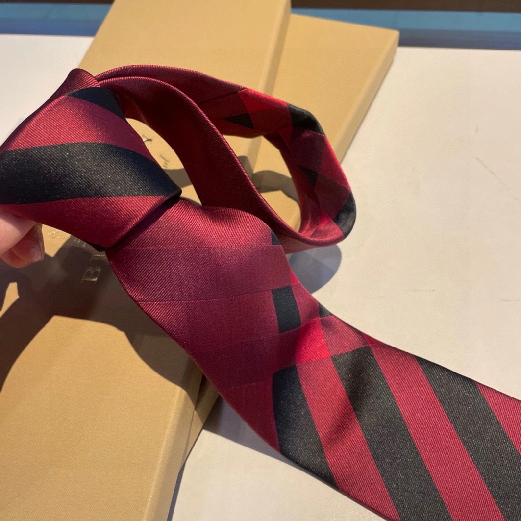Burberry Necktie For Men UrbanStyle 7298