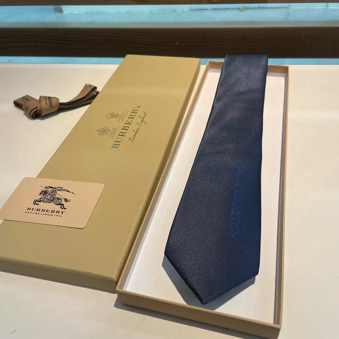 Burberry Necktie Sleek 6900