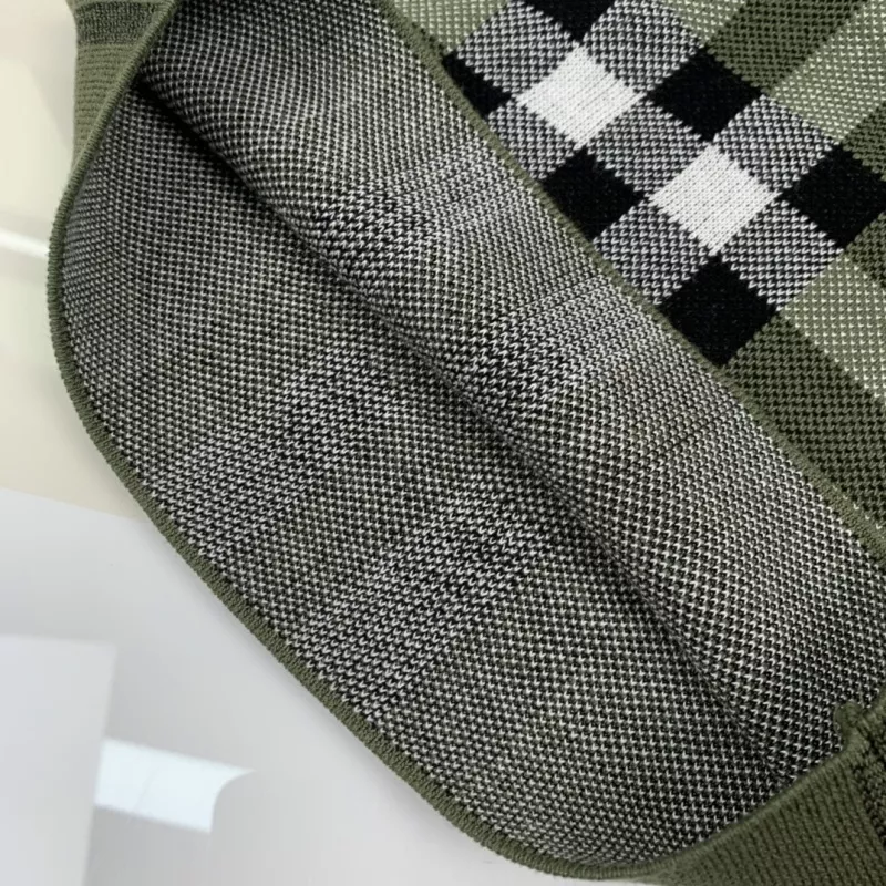 Burberry Pants For Unisex SmartChoice 499