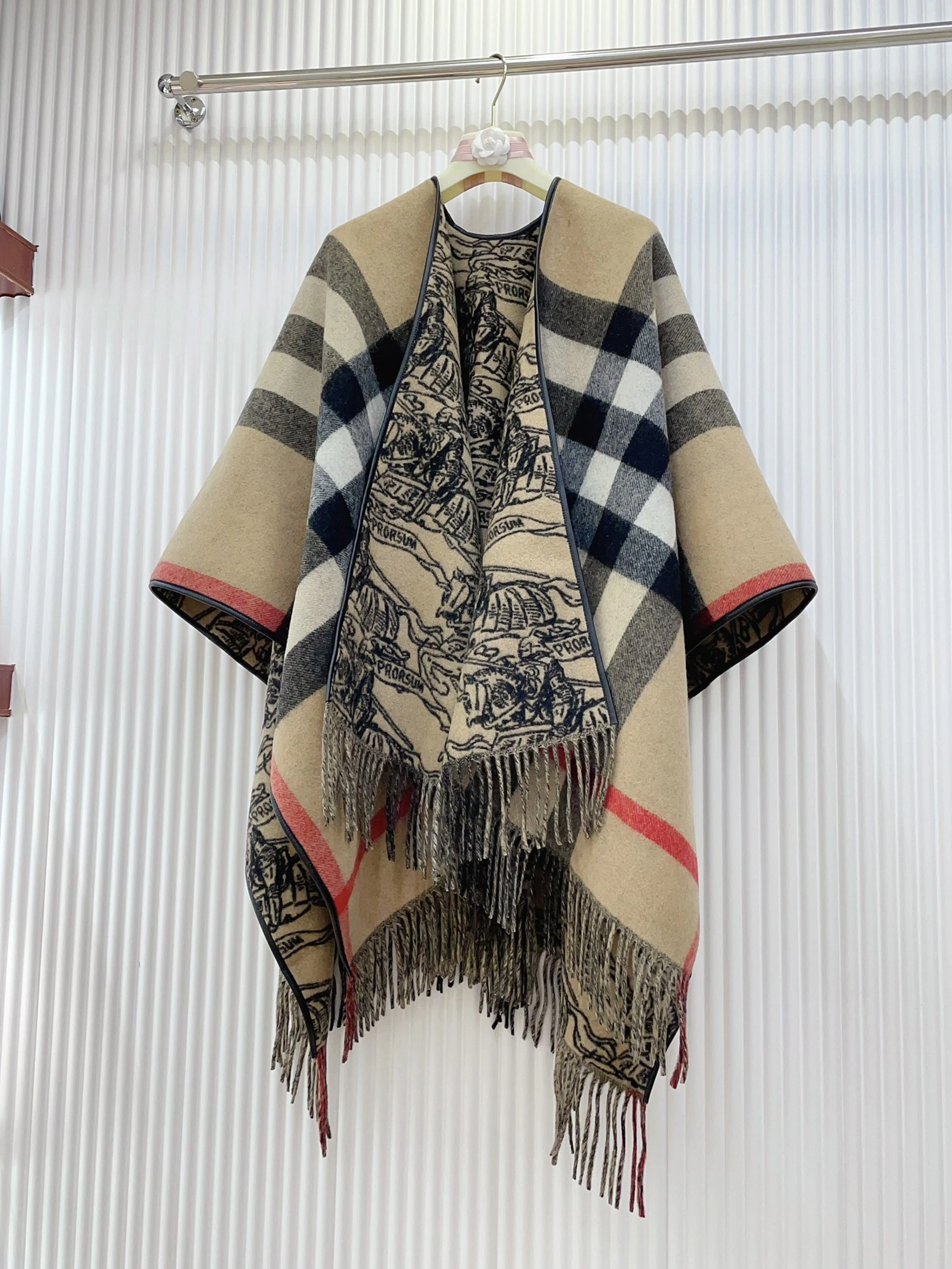 Burberry Poncho BestValue 2764