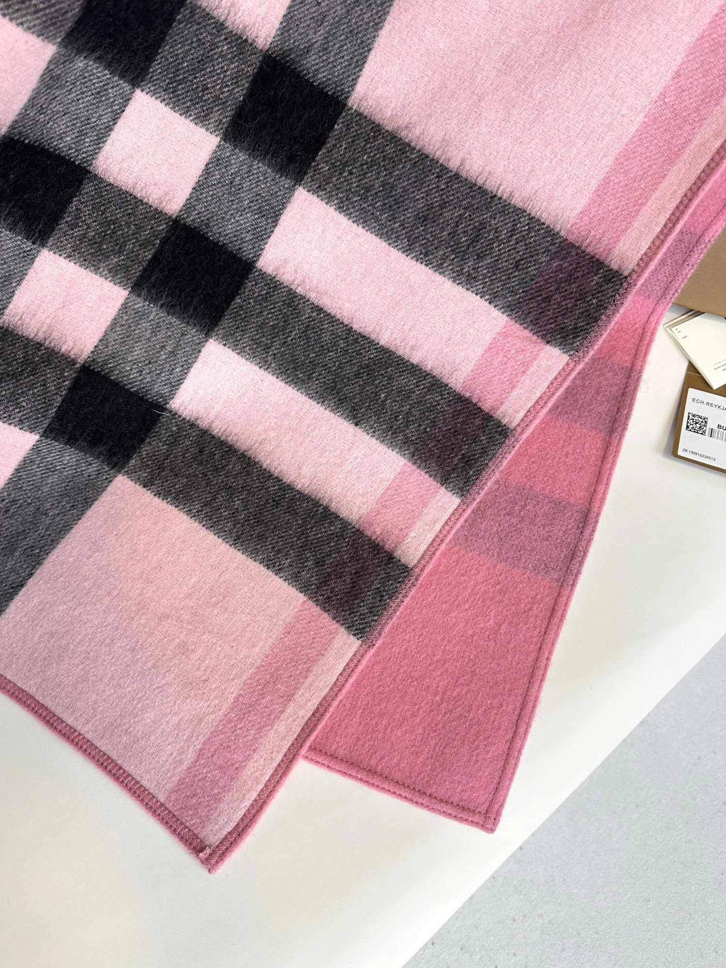 Burberry Poncho EyeCatching 6702