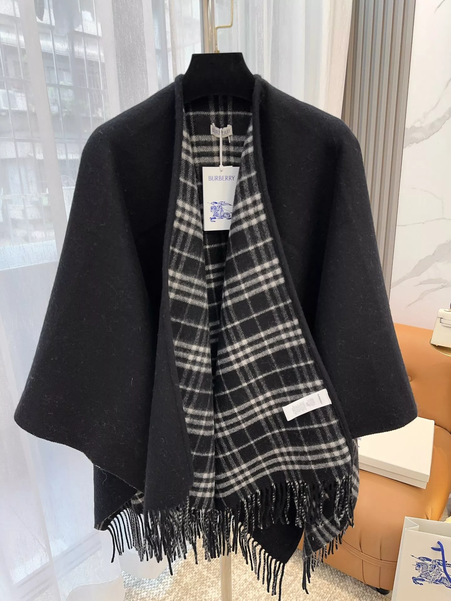 Burberry Poncho For Women Breathable 5246