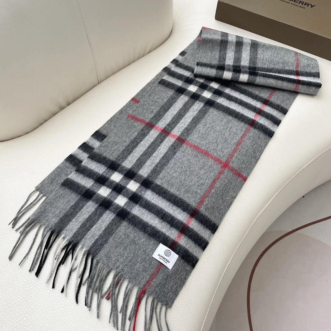 Burberry Scarf EasyMatch 2943