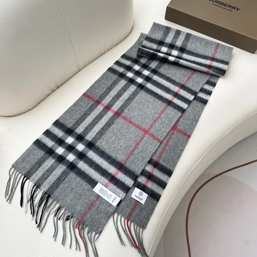 Burberry Scarf EasyMatch 2943