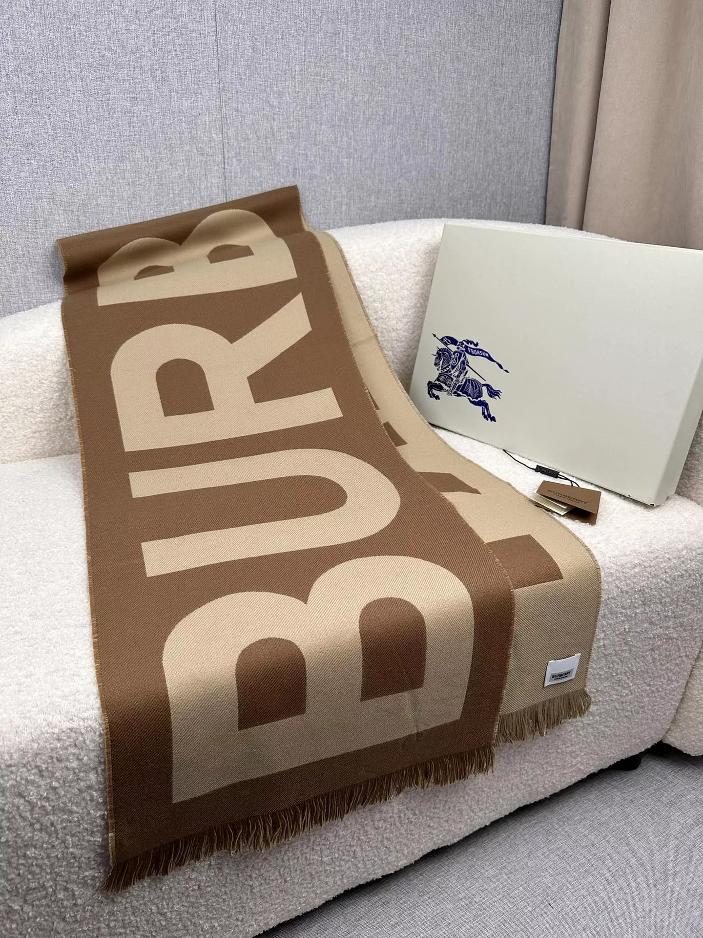 Burberry Scarf For Unisex Bold 6695