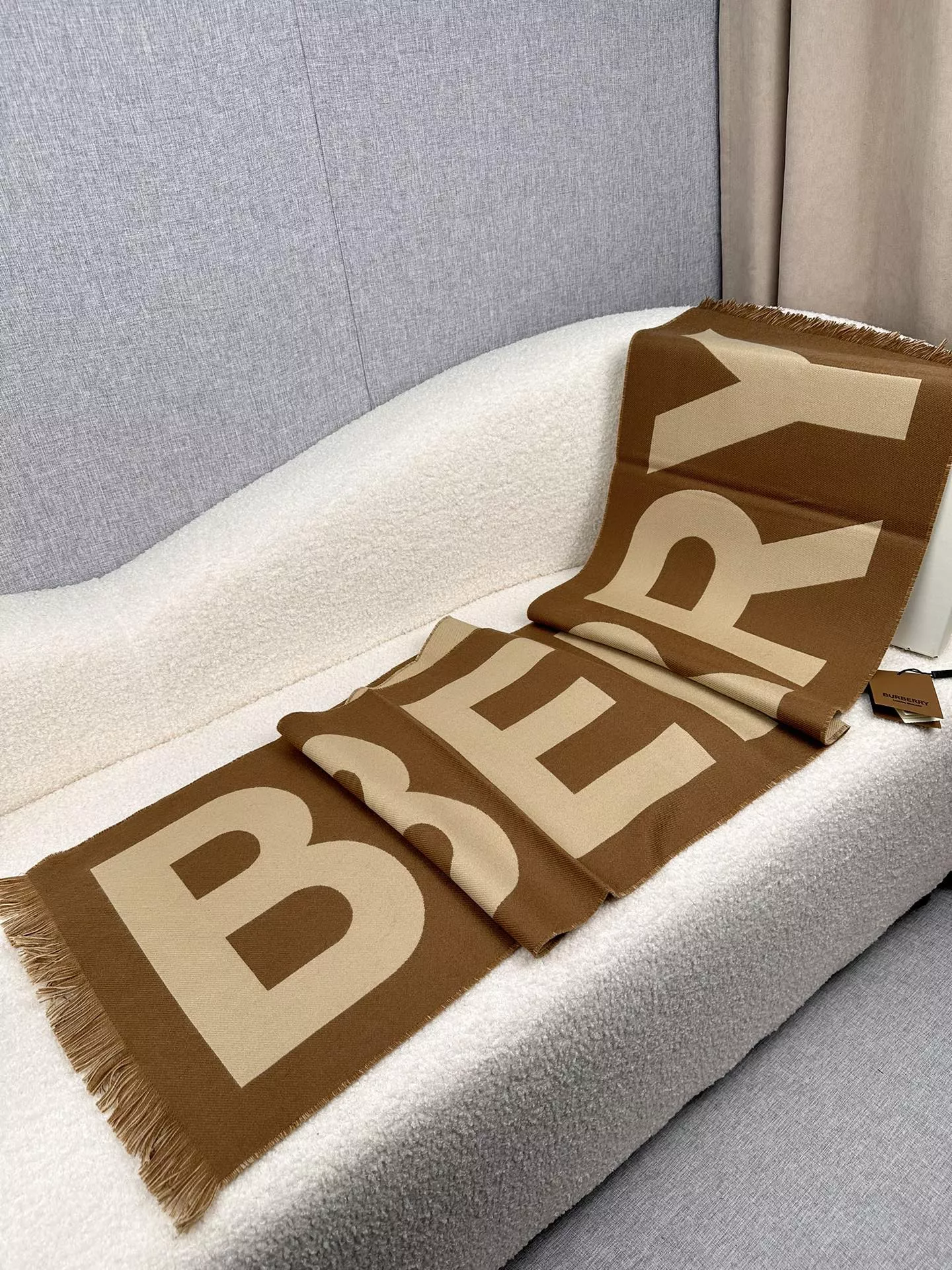 Burberry Scarf For Unisex Bold 6695