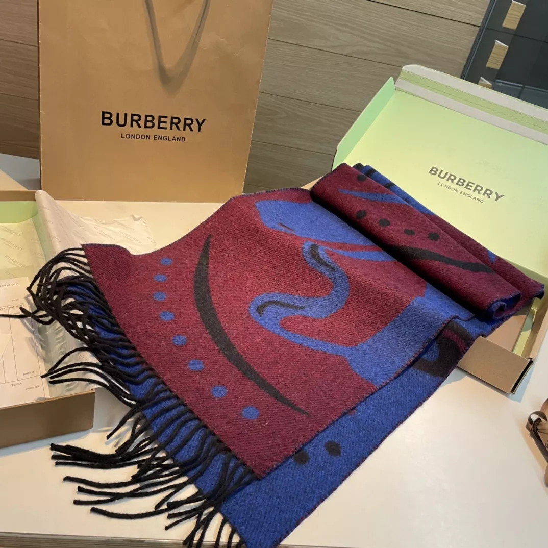 Burberry Scarf For Unisex Popular 9138