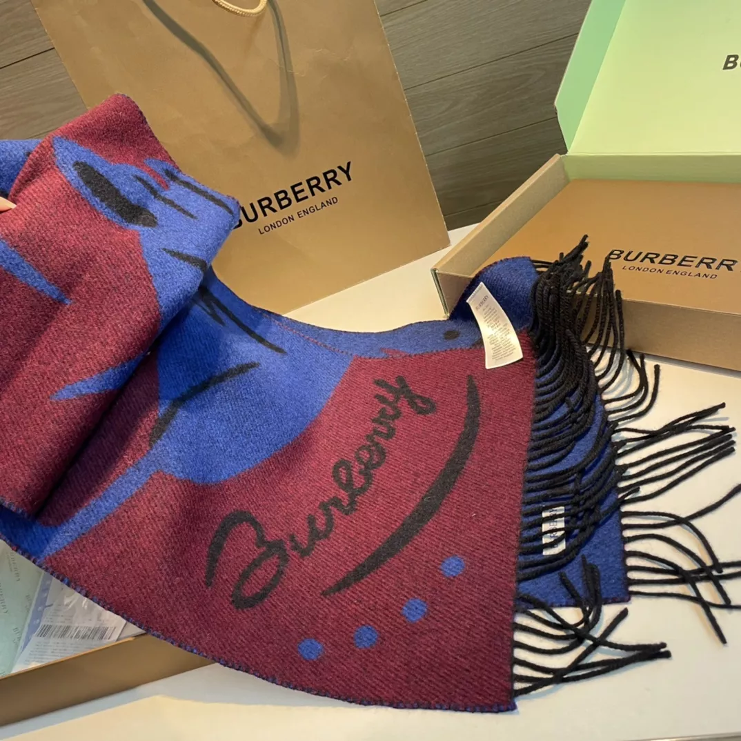 Burberry Scarf For Unisex Popular 9138