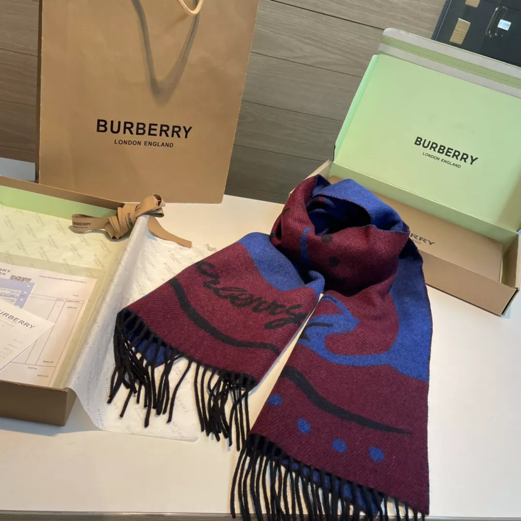 Burberry Scarf For Unisex Popular 9138